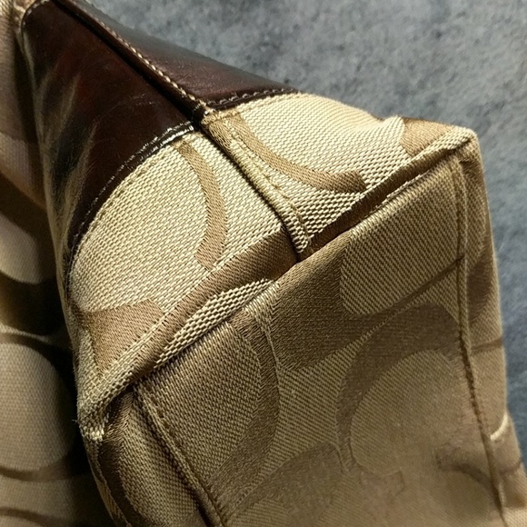 Coach brown handbag - Picture 4 of 7